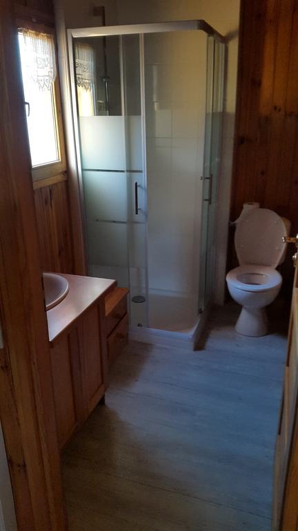 Camping La Motte Flottante 拉弗莱西诺斯 外观 照片