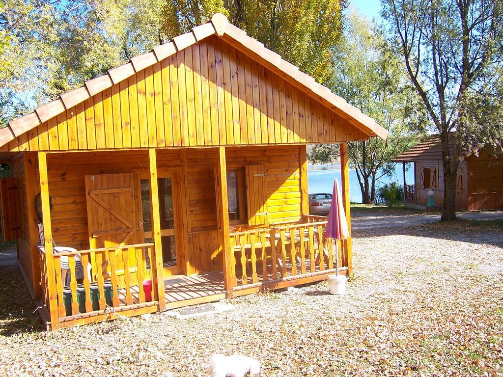 Camping La Motte Flottante 拉弗莱西诺斯 外观 照片