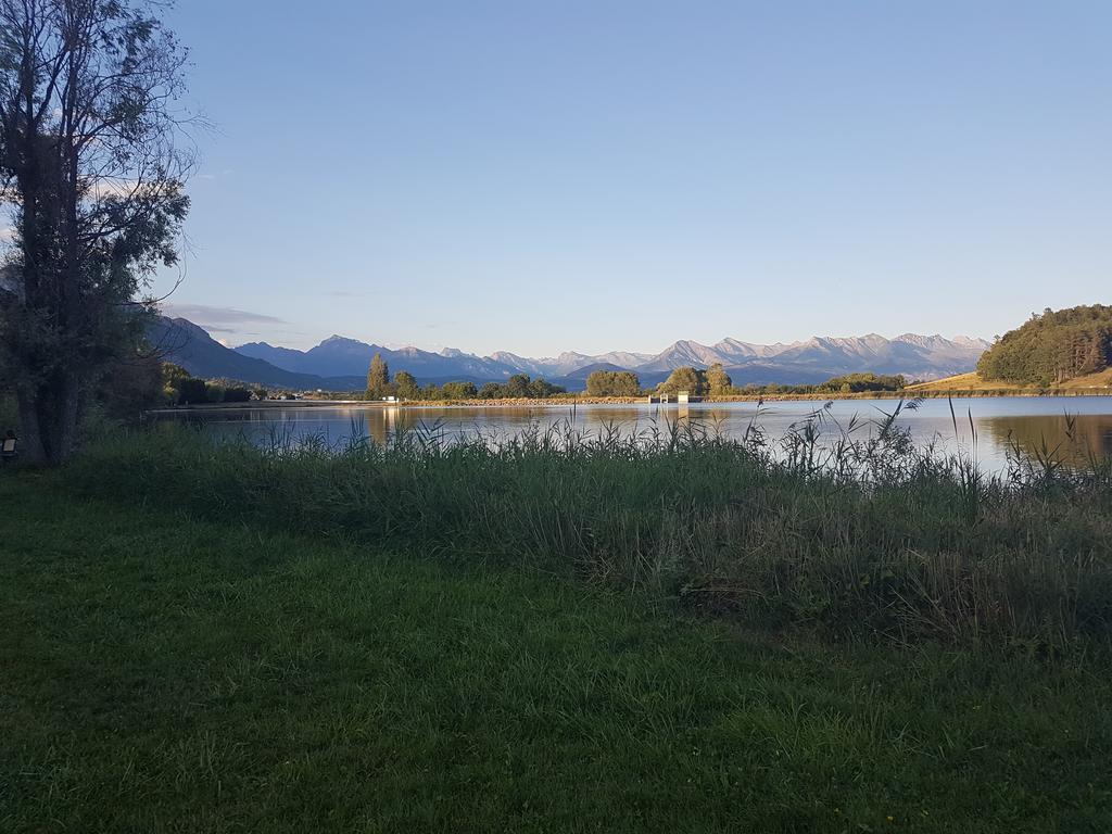 Camping La Motte Flottante 拉弗莱西诺斯 外观 照片